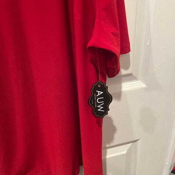 NWT Red blouse - Picture 3 of 4